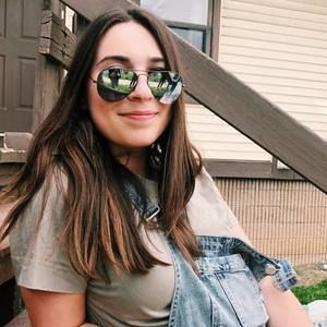 Meet your Posher, Isabel